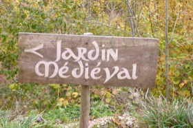 Pancarte du jardin médiéval